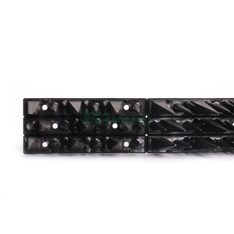 plastic bird spikes (4)