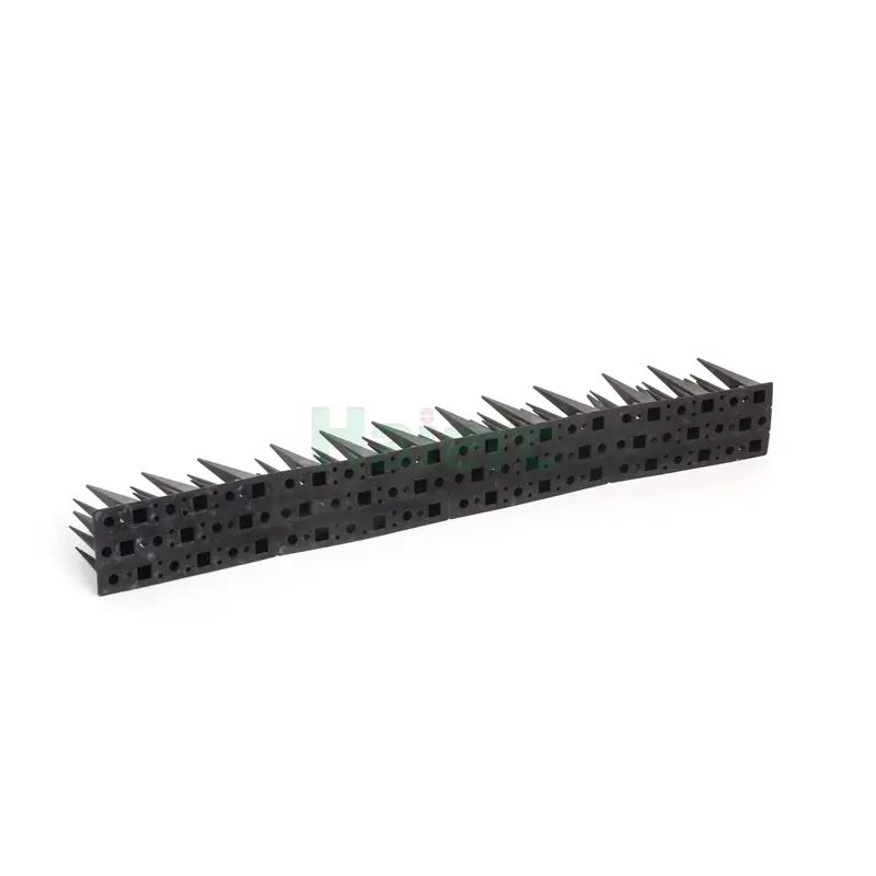 plastic bird spikes (7).jpg
